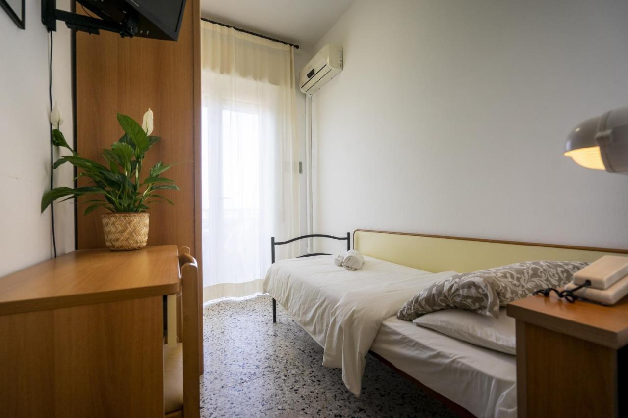 Hotel Mamy Rimini Exteriér fotografie
